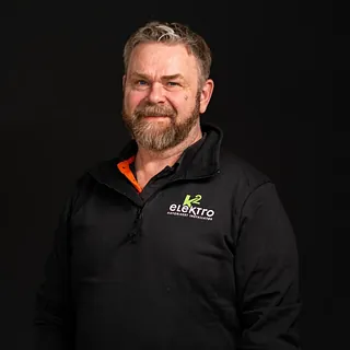 Morten er en erfaren elektriker