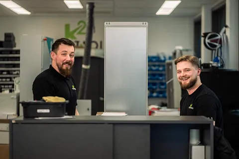 K2 Elektro og K2 Controls tilbyr elektrotjenester og automasjonstjenester, implementerer effektive løsninger for industrielle og kommersielle prosjekter