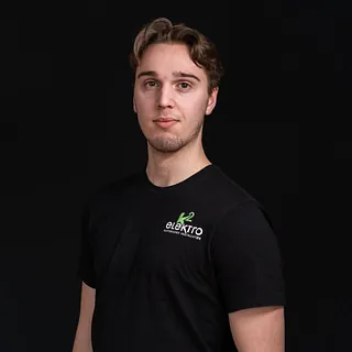Andri er en elektro lærling 